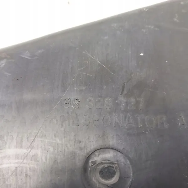 2010 Chevrolet Epica Resonator / Luftansaug 96328727 image 5