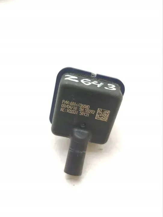 Dodge RAM 2019 Backkamera OEM 68141068AD image 4