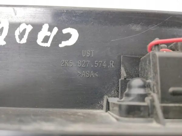 OEM 2K5827574R Kennzeichenleiste Gebraucht image 4