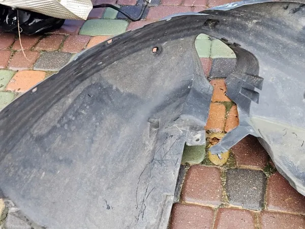 PARAFANGO ANTERIORE SINISTRO CITROEN BERLINGO IV 9817398580 DESTRO 9817398680 image 3