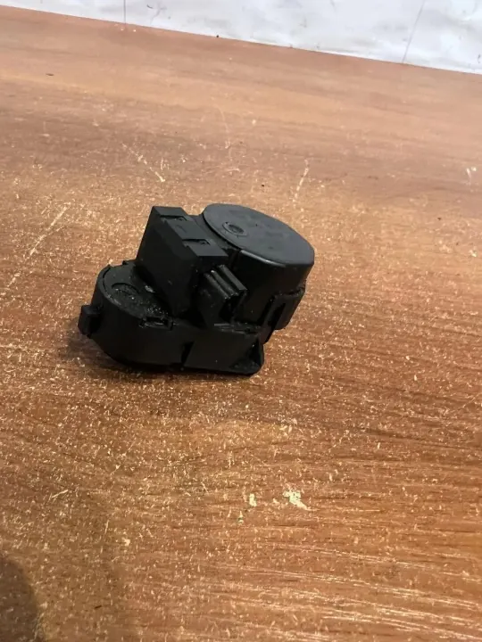 Moteur de volet BMW OE D3052 pour Série 5 E60 image 3