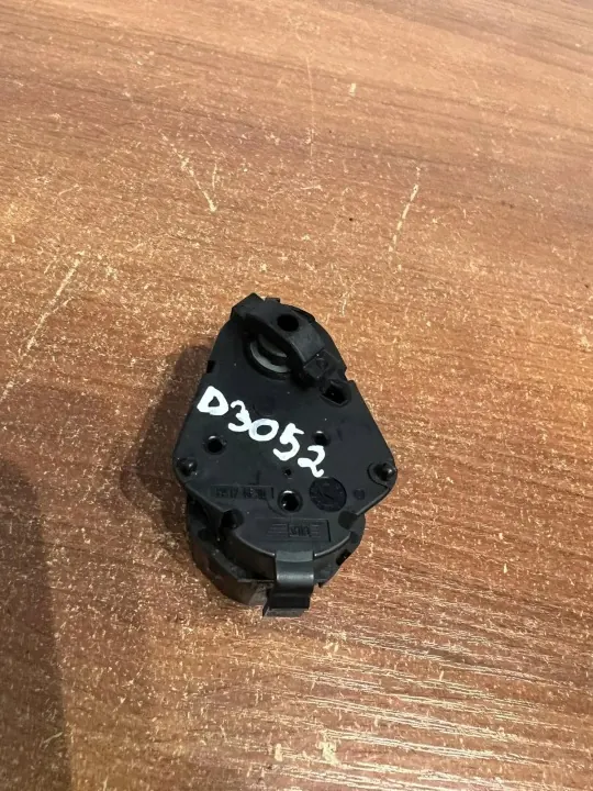 Moteur de volet BMW OE D3052 pour Série 5 E60 image 5