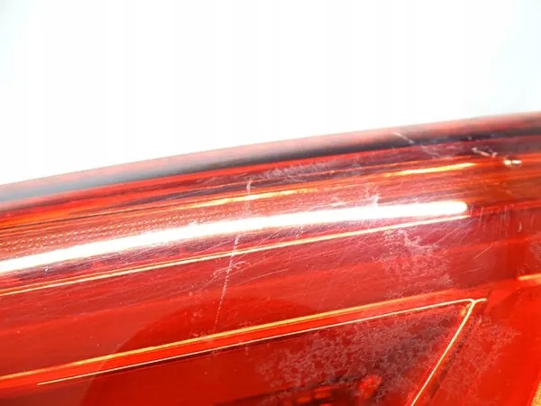 Luz trasera LED izquierda Audi A3 8V image 3