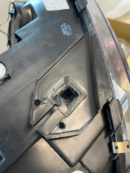 Faros izquierdo TYC Audi A3 image 4