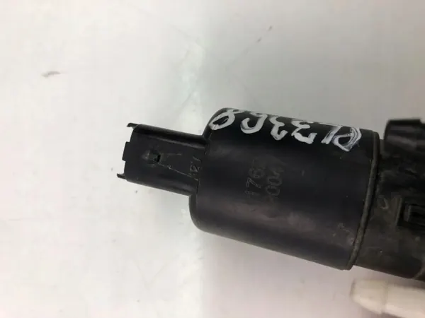 OEM 90047 framrutetorkarpump för Volvo V40 Estate image 4