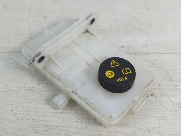 Réservoir de liquide de frein OEM A4204302200 Renault Kangoo 3 image 3