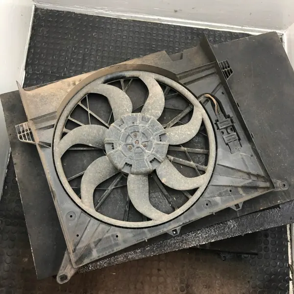 Ventilateur Volvo d'occasion OEM 30749761 XC90 I image 4