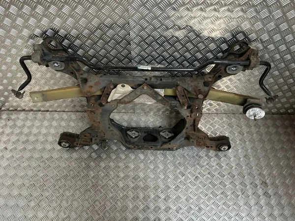 UTO61217 Achter Hulpframe voor Volvo XC90 2018 image 8