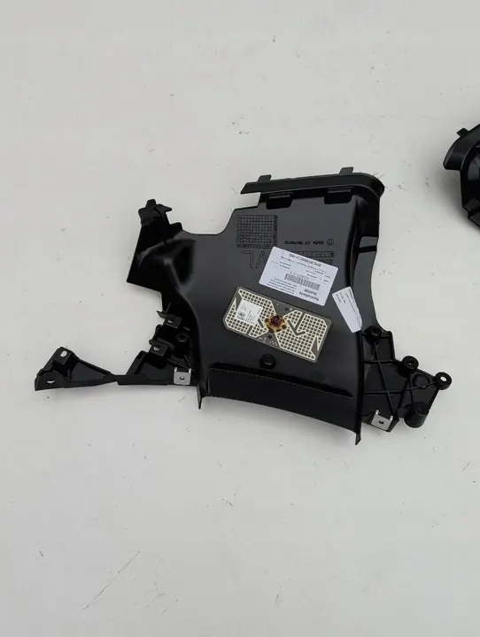 Antena GSM Guia de Ar Esquerda Direita Porsche Taycan image 3