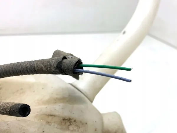 Waswatertank Renault Kangoo II 1.5 75PK 8200431474 image 3