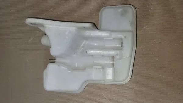 Scheibenwaschbehälter Audi Q3 83A OEM 83A955451B image 3