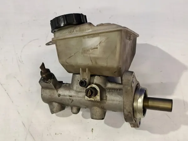 Remcilinder VOLVO S80 I 2.4L Diesel 2005 36002374 image 4