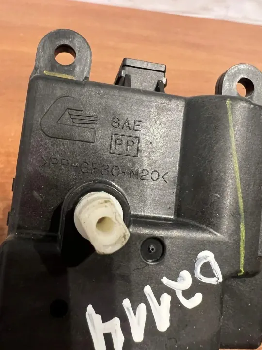 Klappenmotor D2114 für Renault Laguna III 2008 image 6
