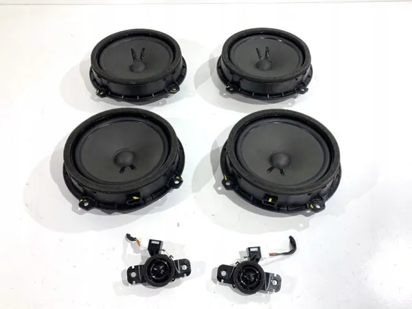 OEM 96330-J7000 Kaiuttimisarja Kia Ceedille - Käytetty image 2