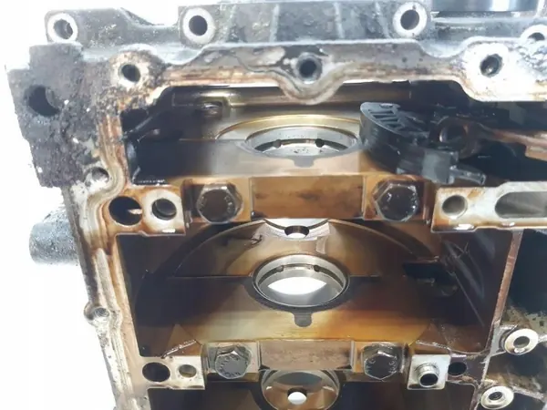 Motorblock BMW E90 N43B20A OEM 7558266 Begagnad image 6