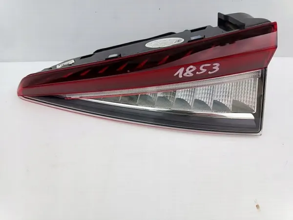 Luz trasera LED derecha Skoda Enyaq IV 5LG945308C image 6