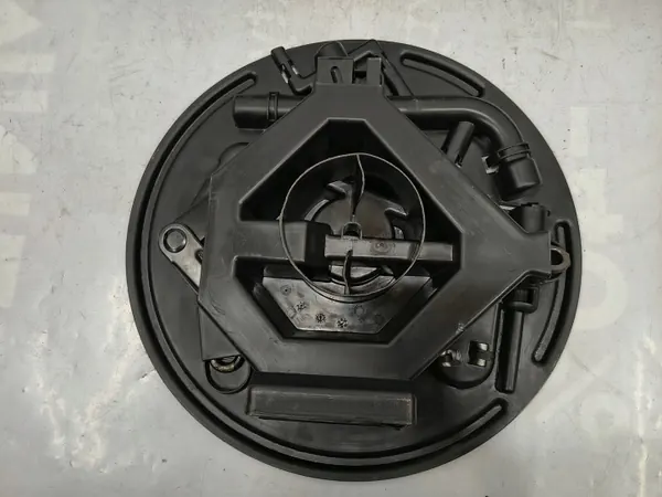 Alfa Romeo Giulia Kofferraumteppich Set OEM 51811832 image 8