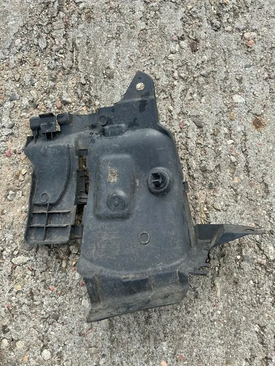 Dacia Sandero Stepway 0.9B Left Front Wheel Arch 638312139R image 3