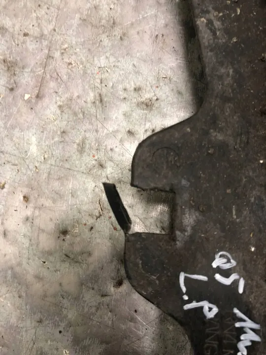 Fram vänster stänkskärmspoiler Audi Q5 8R0853887 image 2