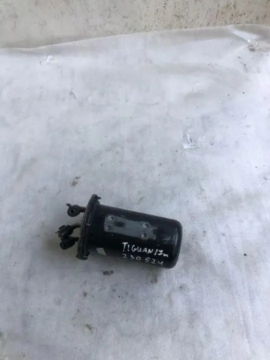Bränslefilterhus VW TIGUAN OEM 5Q0127401 2.0L diesel image 3