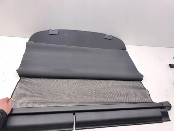 Rodillo de maletero Mazda CX-5 II 2018 OEM CAA191037C image 2