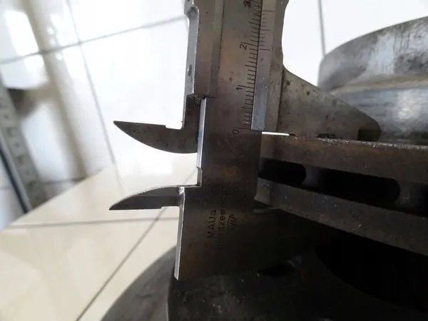 Discos de Freio Traseiros BMW X1 E84 2012 2.0 B OEM 6764653 image 5