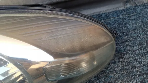 Nissan Micra K12 Vasemman puolen ajovalot image 2