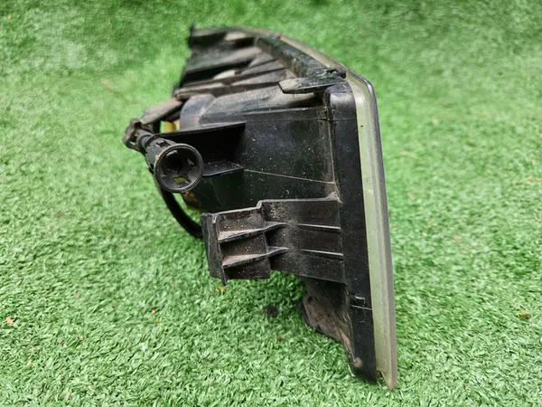 Farol Esquerdo Skoda Fabia II Lift Roomster image 6