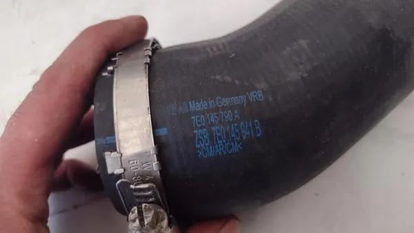 Tubería de intercooler VW T5 T6 2.0 TDI image 3