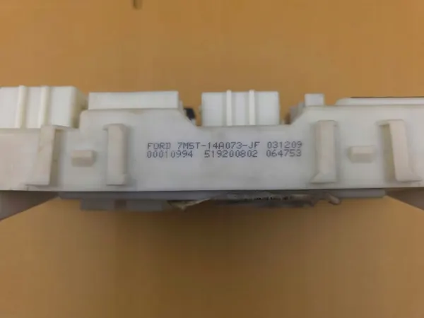 Module BCM OEM 7M5T-14A073-JF pour Ford Kuga MK1 image 9
