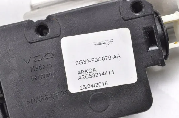 Aston Martin Kraftstoffklappen-Verschlussaktuator OEM 6G33-F9C070-AA image 7