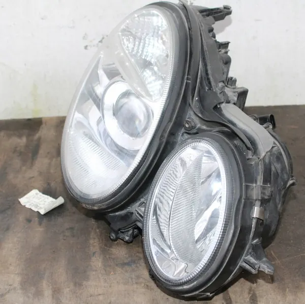 MERCEDES W211 Rechter Voorlamp H7 Compleet OEM image 4