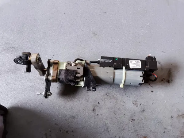 OEM 8R0827851A Vérin Électrique Hayon Arrière Gauche image 2