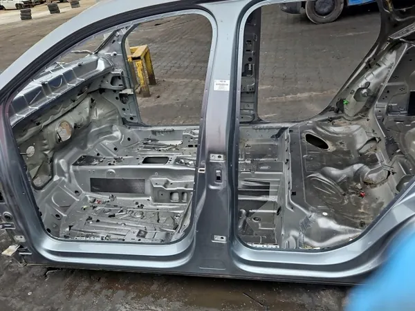 Pilar central esquerdo OEM IMPRK1450156 Skoda Karoq 17-21 image 2