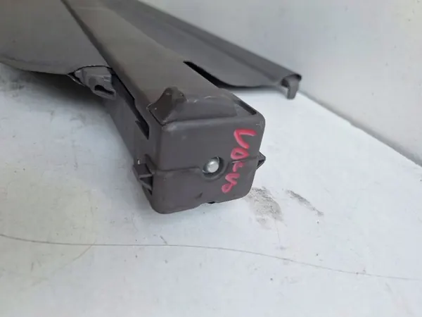 Store de coffre Volvo V50 OEM 39882031 (2007-2012) image 5