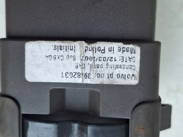 Store de coffre Volvo V50 OEM 39882031 (2007-2012) image 6