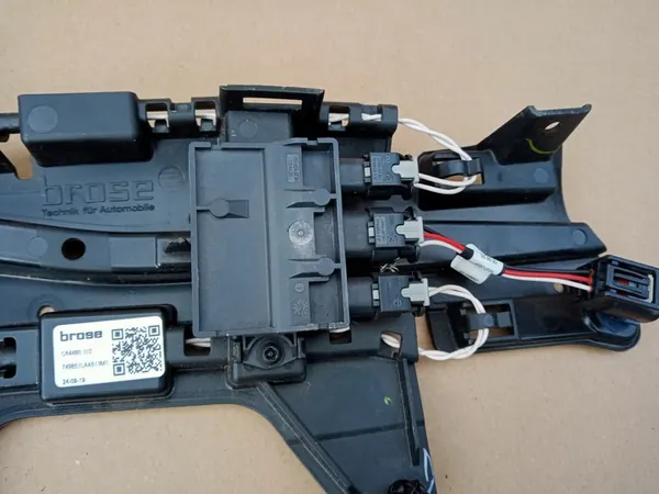 HONDA CR-V II Baklucköppningssensor C64480-102 image 5