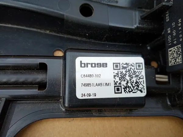 HONDA CR-V II Baklucköppningssensor C64480-102 image 6