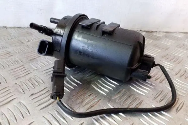 Polttoainesuodattimen kotelo SUZUKI GRAND VITARA II 8200314483 image 4