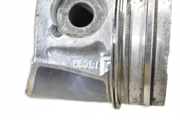 Piston OEM 085190 pour Ford Mondeo MK4 2.0 TDCI image 3