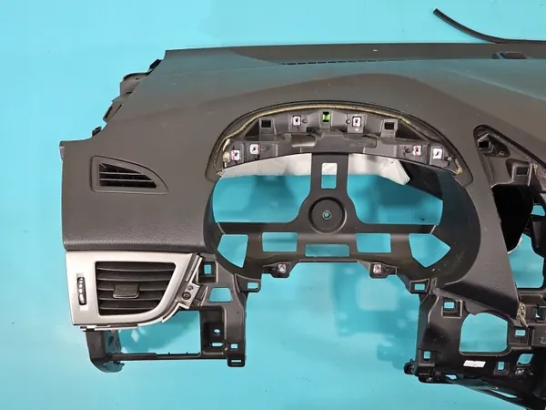 Consola de salpicadero OEM IMPRK1460291 para Hyundai i30 II image 6