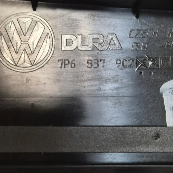OEM 7P6837902 Garniture vitre avant droite Touareg image 6