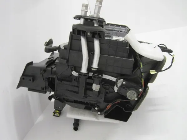 Verwarmingsventilator OEM 9801449380 voor Citroen DS5 Hybrid image 3