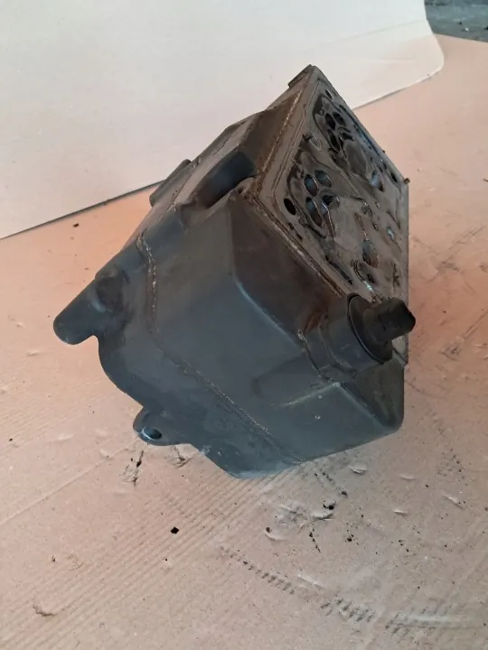 Gebruikte Wabco compressor kop OEM GŁOWICA SPRĘŻARKI DAF XF 106 image 5