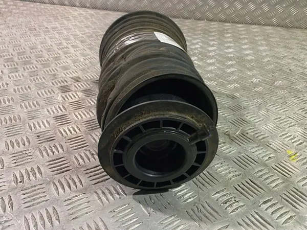 Maserati Levante 2020 Luftfederbalg OEM 06701007150 image 3