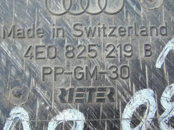 Couvercle différentiel arrière OEM 4E0825219B pour Audi A8 D3 image 3
