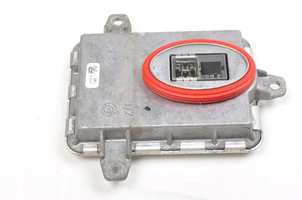 Balasto Xenon Volvo OEM 130732926901 - Usado image 2