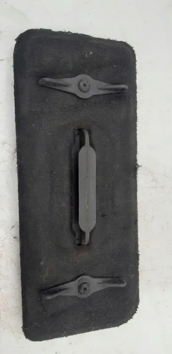 Renault OE Innenraumfilter-Stopfen OEM 8200326383 image 3