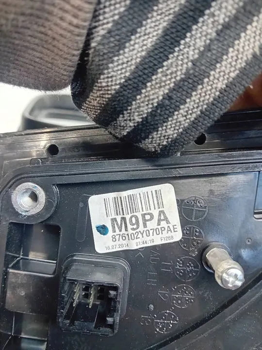 VASEN PUHELIN HYUNDAI IX35 8PIN 876102Y070 image 4