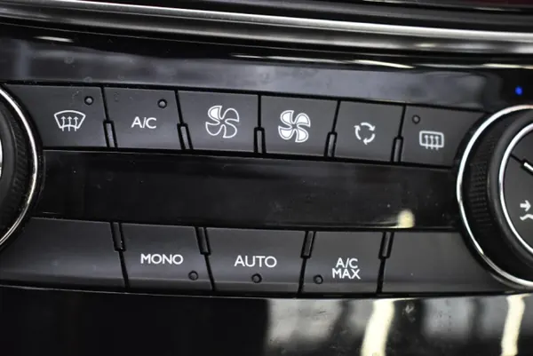 OEM 9807729080 Radio Navi Display voor Peugeot 508 image 4